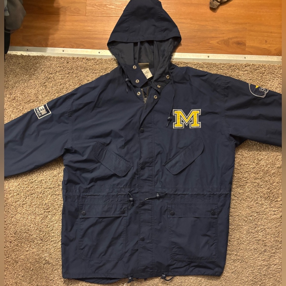 Heisman by RBK Men's Michigan Football Navy Hooded Jacket Excellent Condition